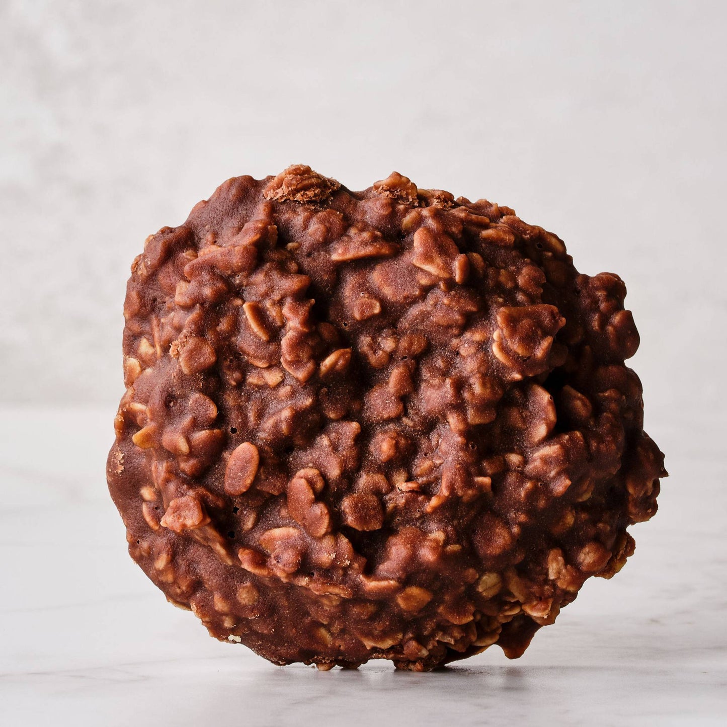 No-Bake Chocolate & Peanut Butter Cookie