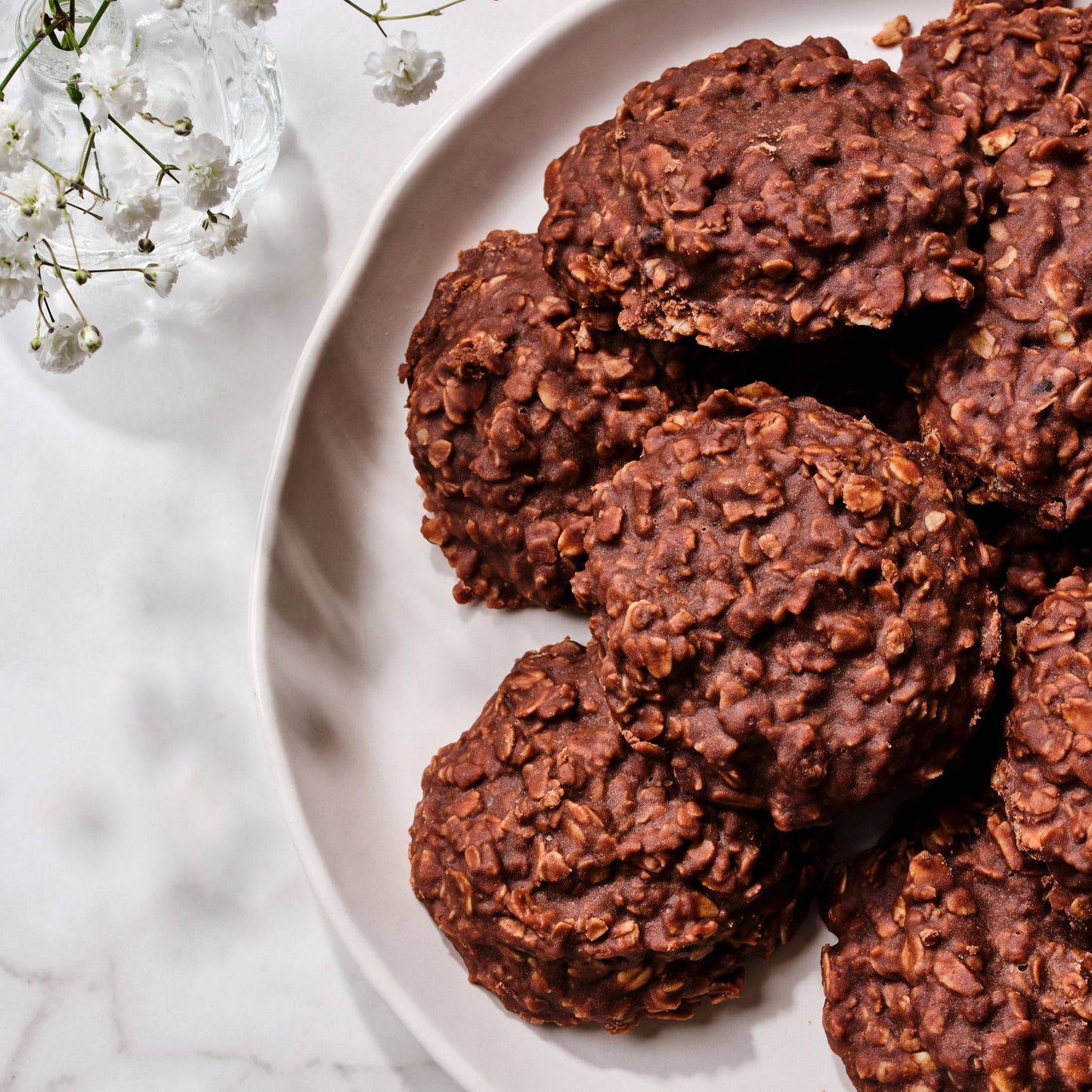 No-Bake Chocolate & Peanut Butter Cookie